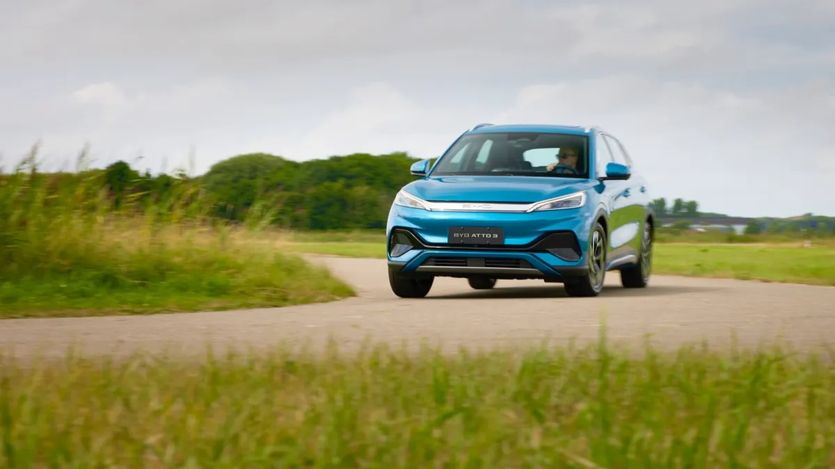 BYD BYD ATTO 3 — photo 6