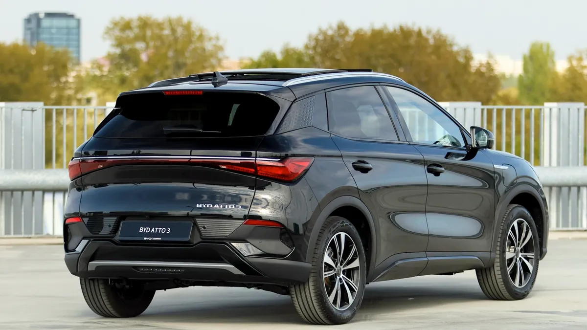 BYD BYD ATTO 3 — photo 2