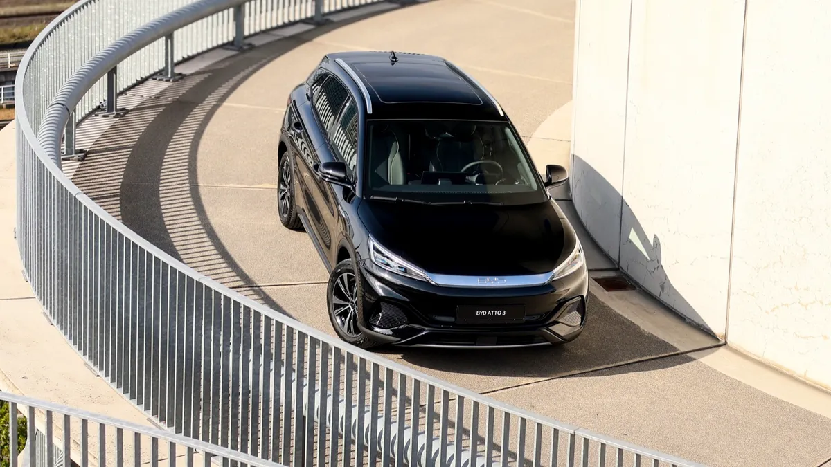 BYD BYD ATTO 3 — photo 6