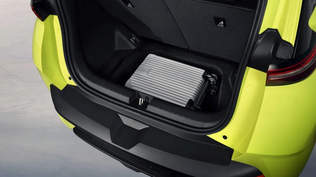 BYD BYD DOLPHIN SURF 43.2 kWh Boost — photo 6