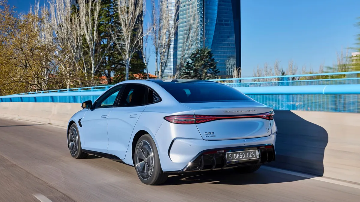 BYD BYD SEAL 61.4 kWh RWD Comfort — photo 12