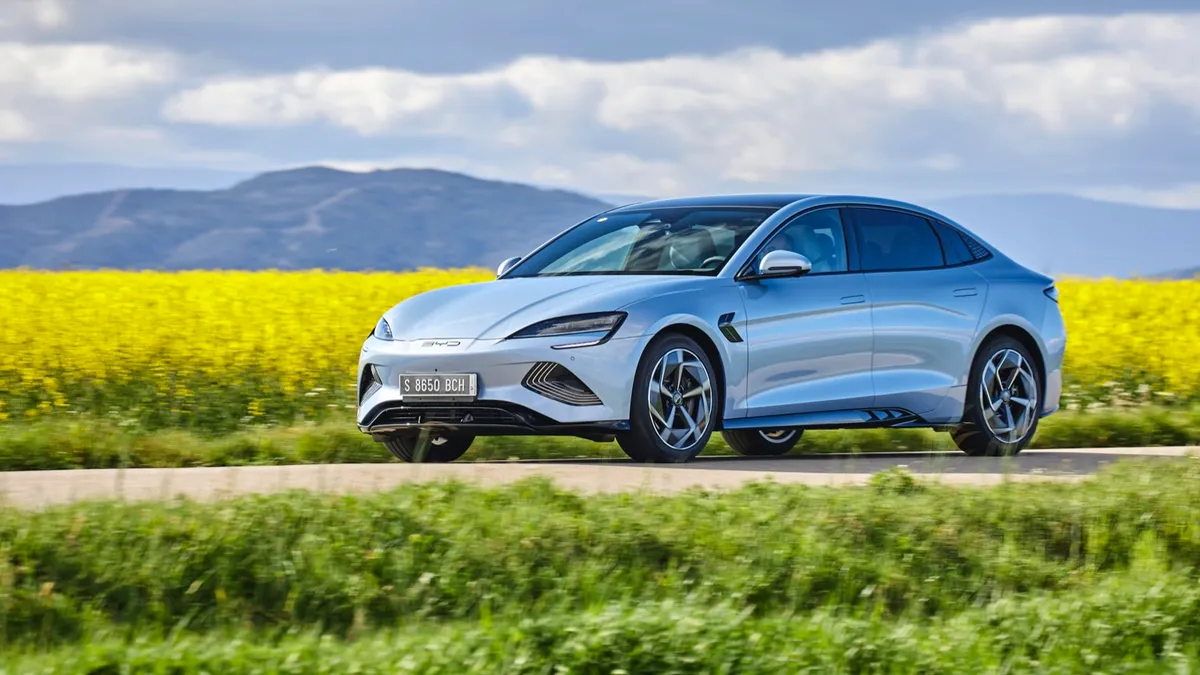 BYD BYD SEAL 82.5 kWh AWD Excellence — photo 3