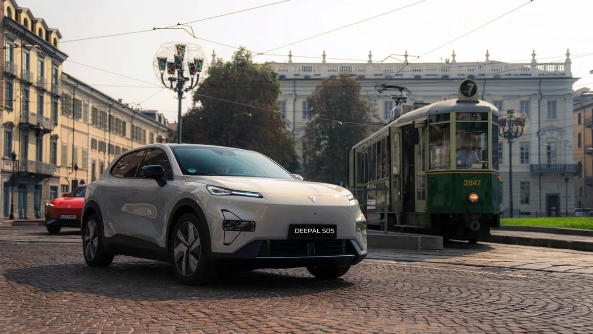 Changan Changan Deepal S05 RWD — photo 7