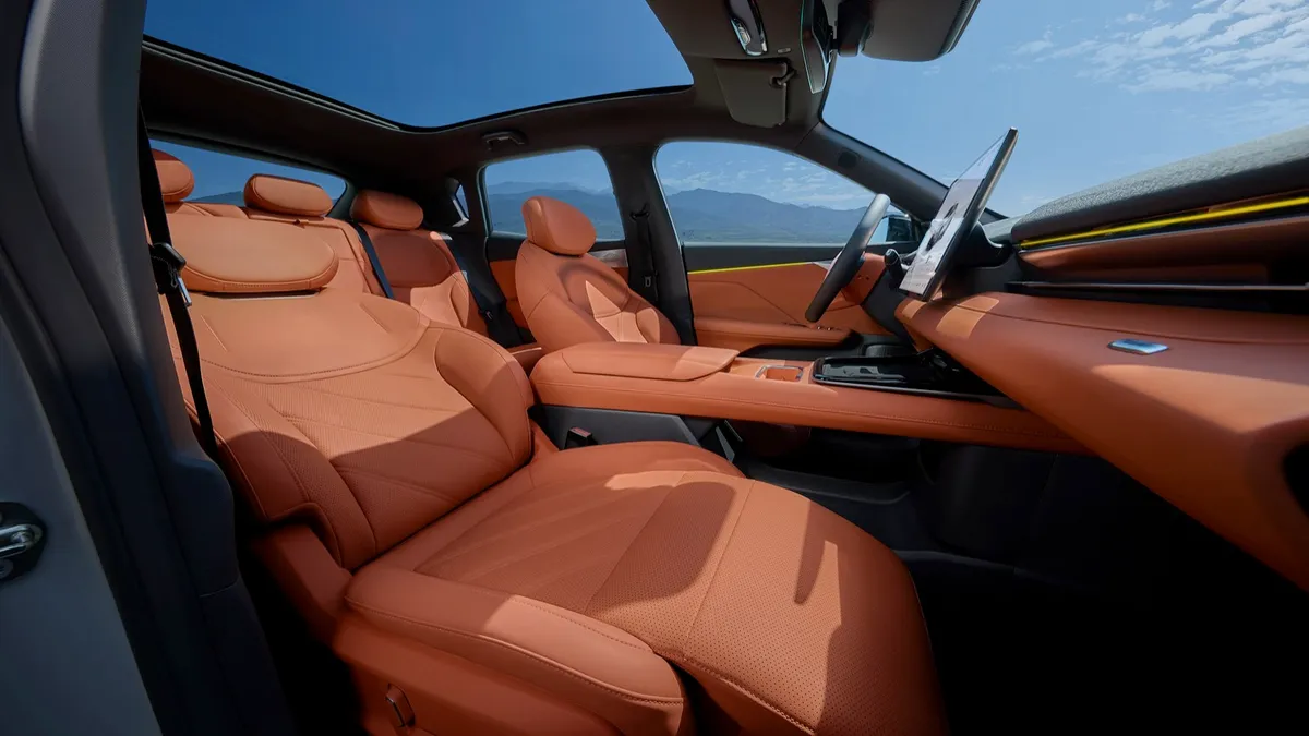 Changan Changan Deepal S05 RWD — photo 14