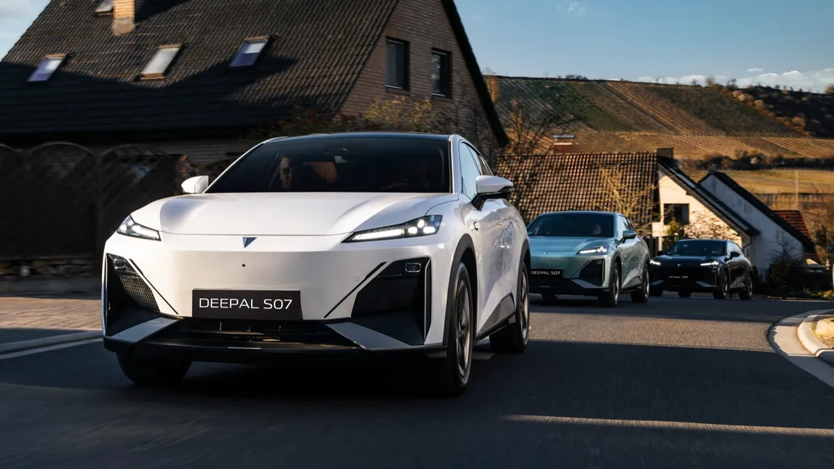 Changan Changan Deepal S07 Standard — photo 5