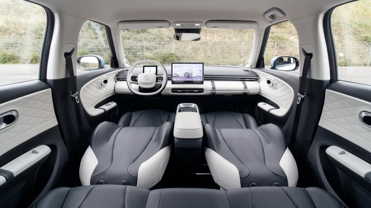 Dongfeng Dongfeng Box 42.3 kWh — photo 33