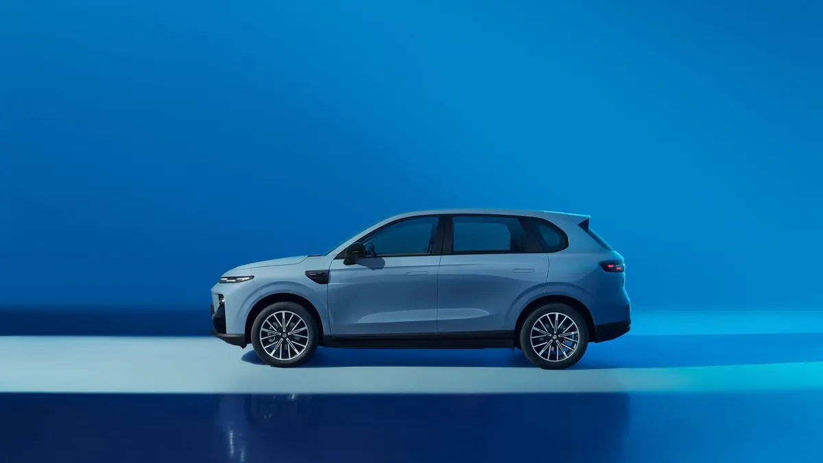 Leapmotor Leapmotor B10 67.1 kWh — photo 3