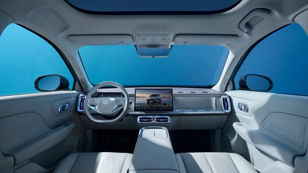 Leapmotor Leapmotor B10 67.1 kWh — photo 8