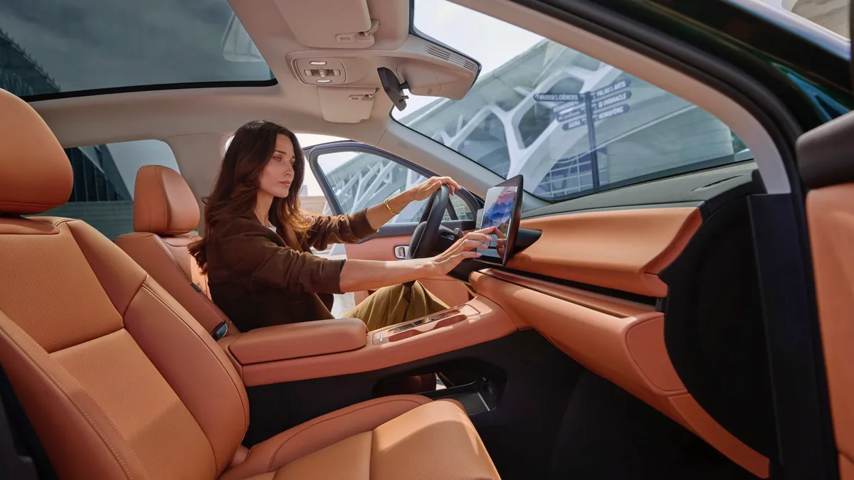 Leapmotor Leapmotor C10 RWD 81.9 kWh — photo 11