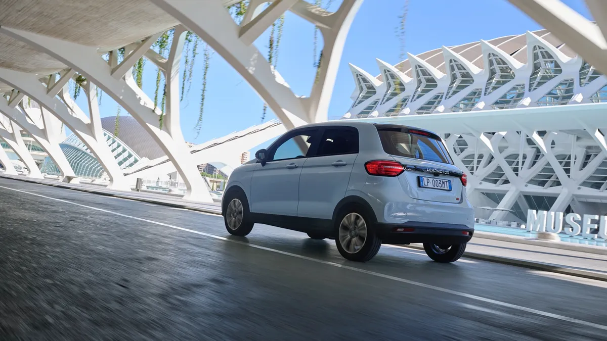 Leapmotor Leapmotor T03 — photo 8