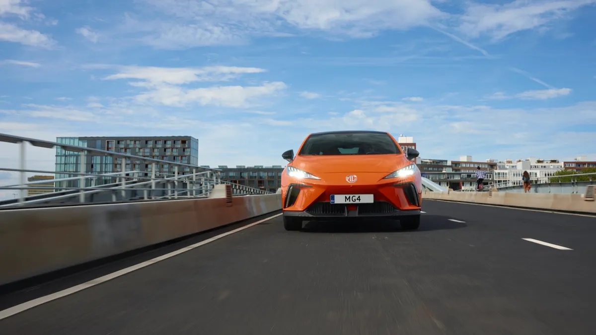 MG MG MG4 Electric 51 kWh — photo 7