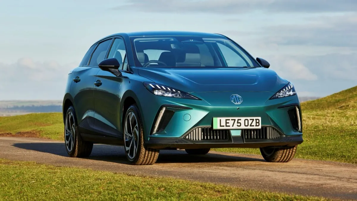 MG MG MG4 Premium Extended Range — photo 1