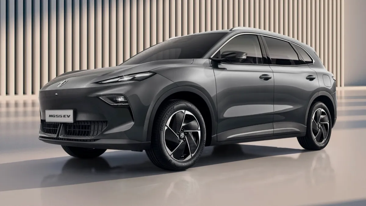 MG MG MGS5 EV 64 kWh — photo 1