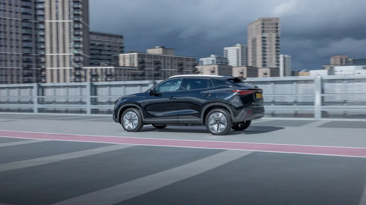 Omoda Omoda E5 — photo 3