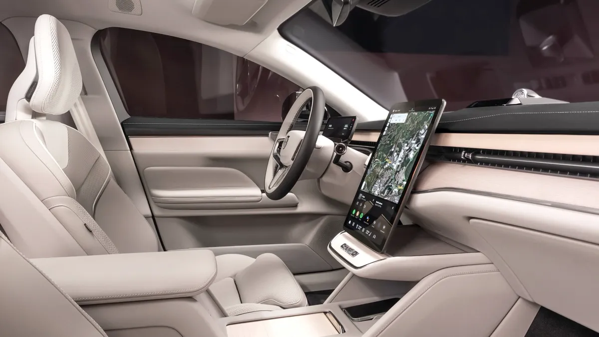 Volvo Volvo ES90 Single Motor — photo 16