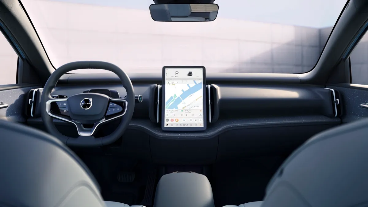 Volvo Volvo EX30 Single Motor — photo 12