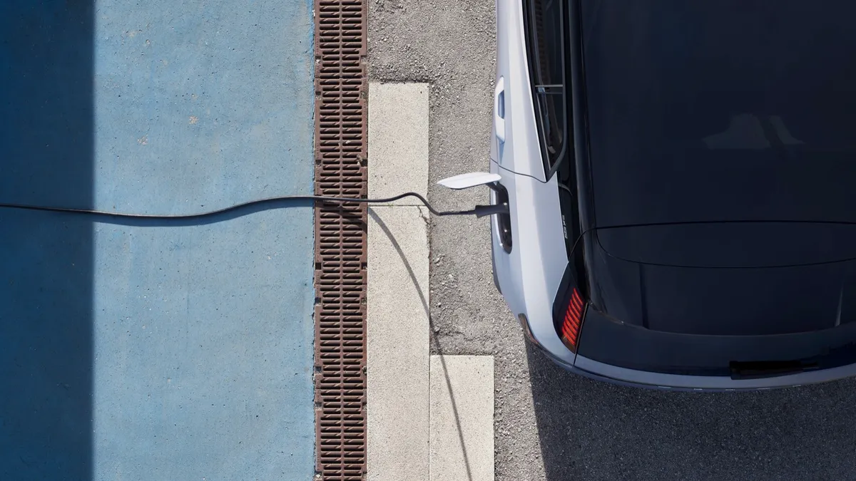 Volvo Volvo EX30 Single Motor ER — photo 33