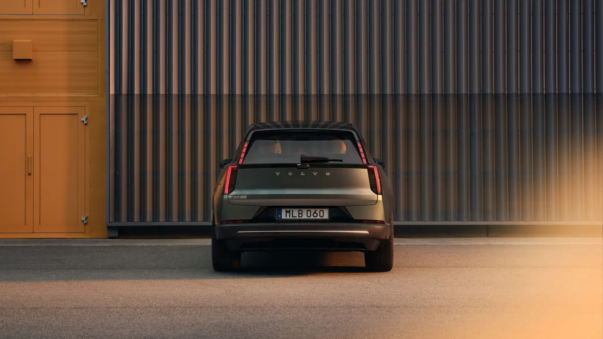 Volvo Volvo EX60 P10 AWD — photo 12