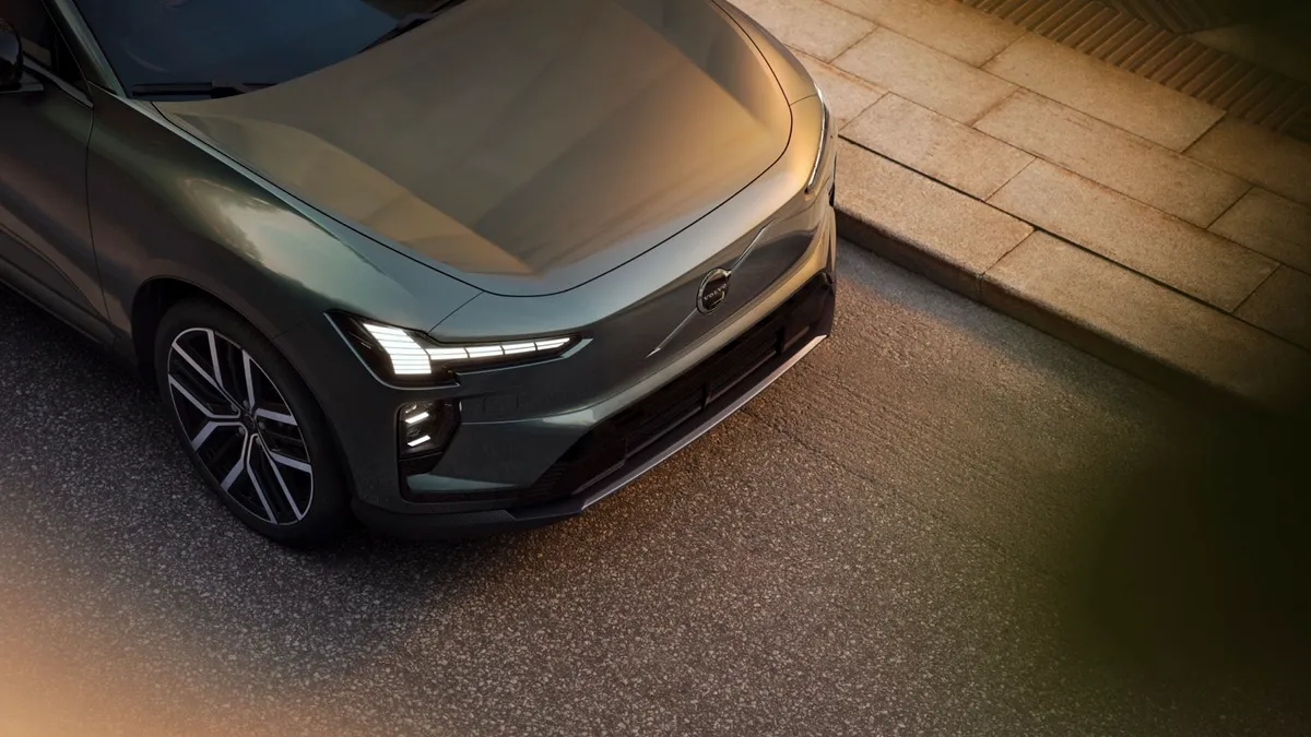 Volvo Volvo EX60 P12 AWD — photo 23