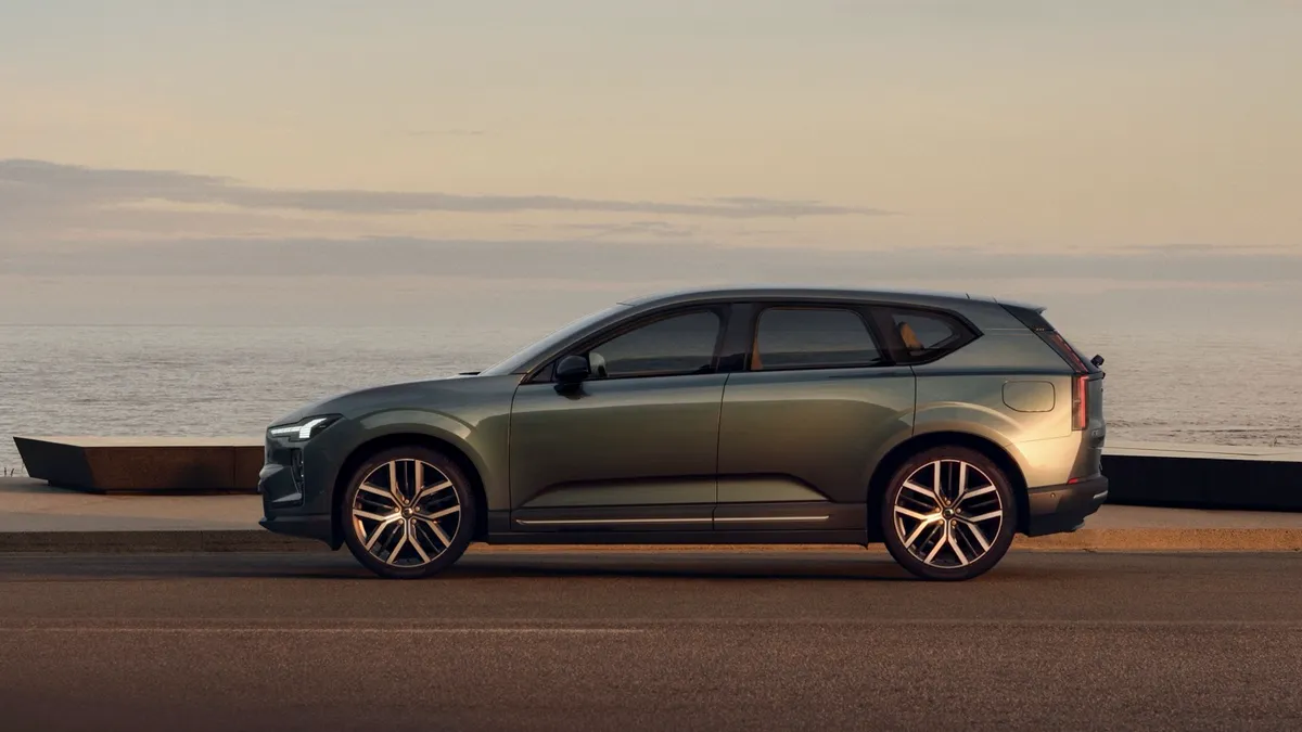 Volvo Volvo EX60 P6 — photo 14