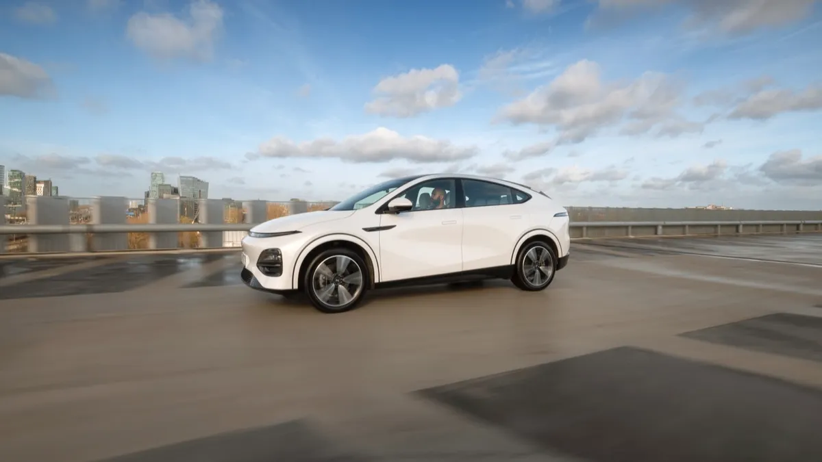 Xpeng XPENG G6 RWD Long Range — photo 4