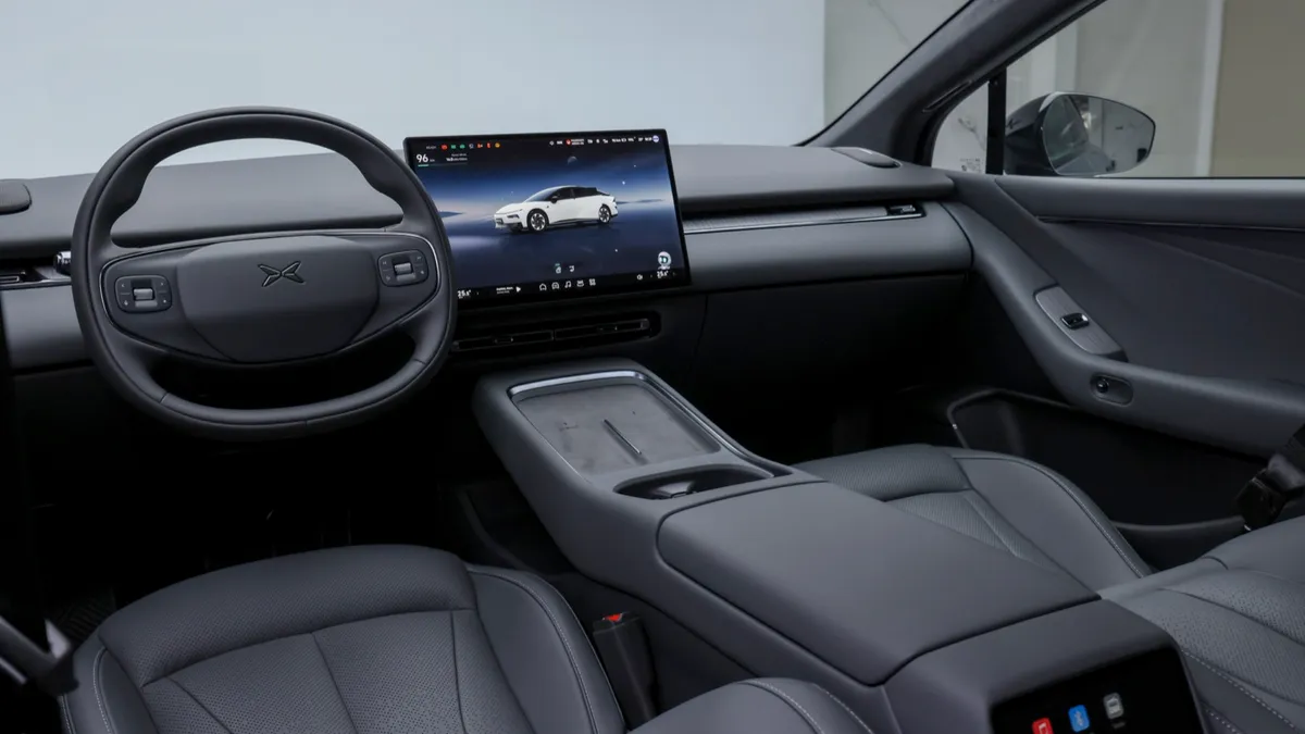 Xpeng XPENG P7+ RWD Long Range — photo 14