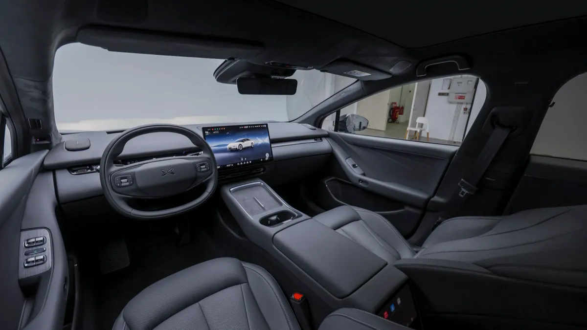 Xpeng XPENG P7+ RWD Long Range — photo 15