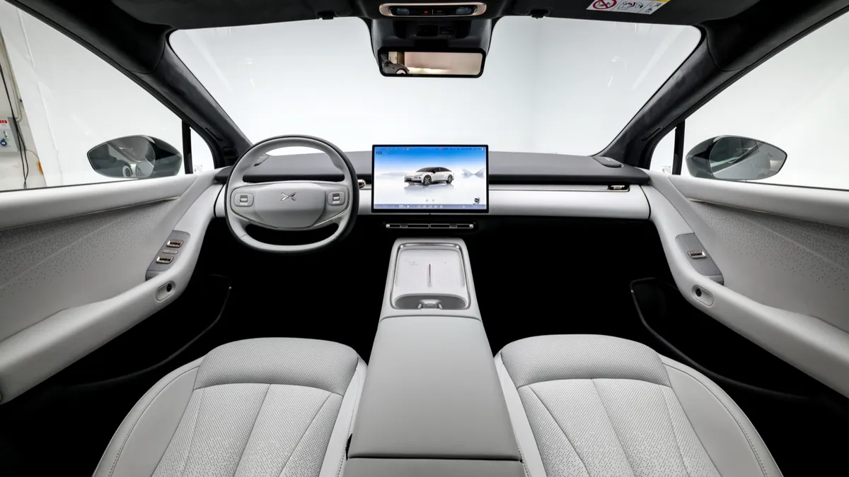 Xpeng XPENG P7+ RWD Long Range — photo 23