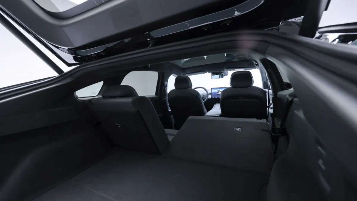 Xpeng XPENG P7+ RWD Long Range — photo 29