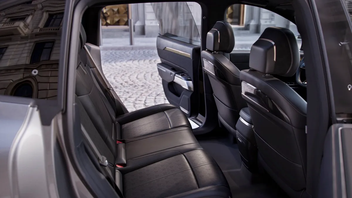 Zeekr Zeekr 7X Long Range RWD — photo 8